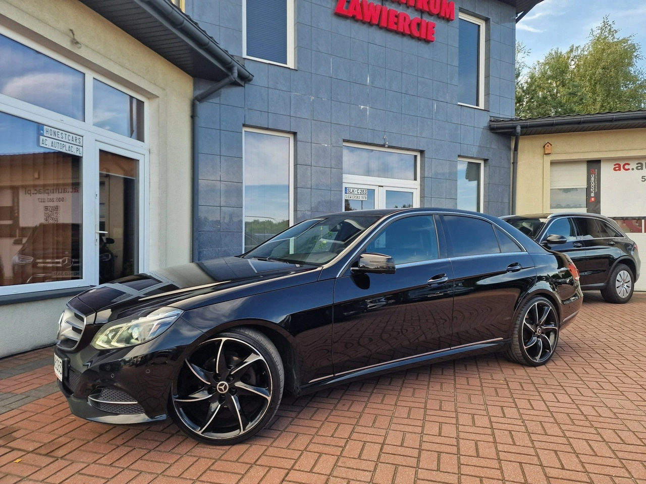 Mercedes E 200 - Zdjęcie 4