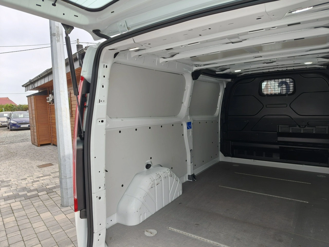 Ford Transit Custom - Zdjęcie 24