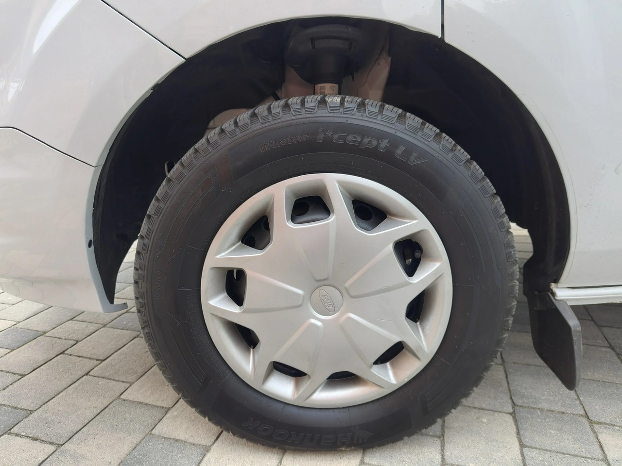 Ford Transit Custom - Zdjęcie 28