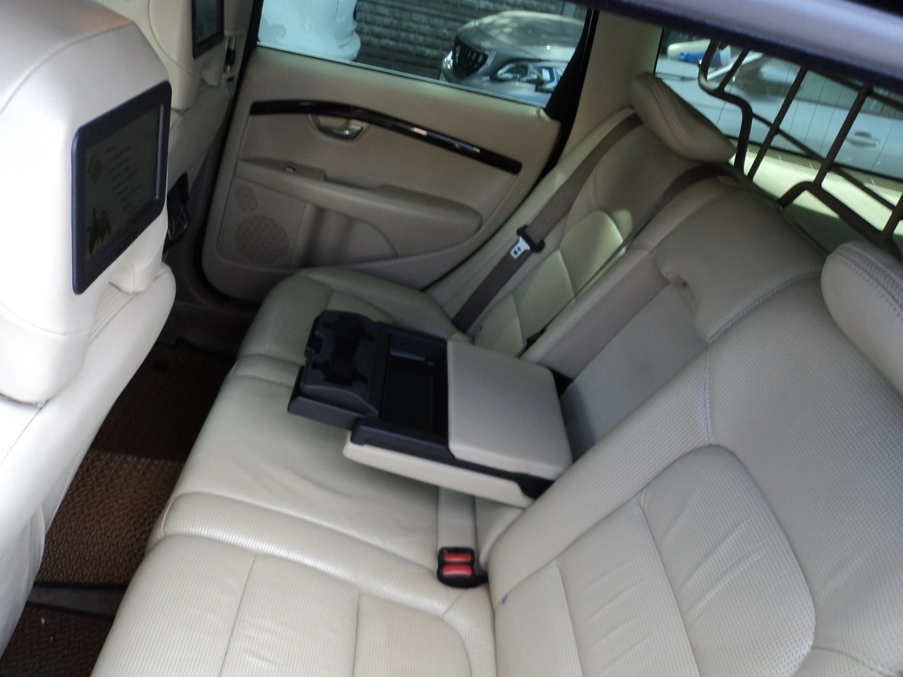 Volvo XC 70 - Zdjęcie 10
