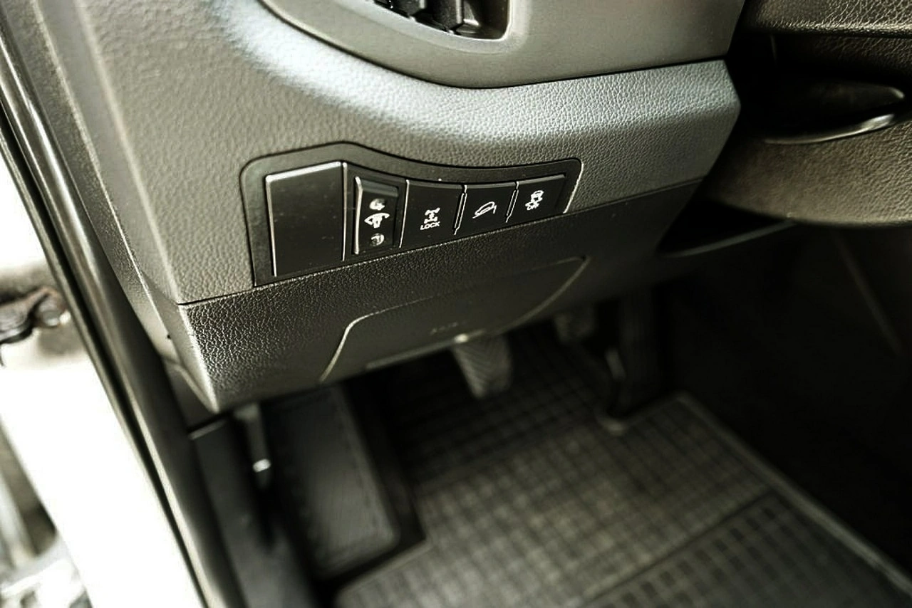Kia Sportage - Zdjęcie 20