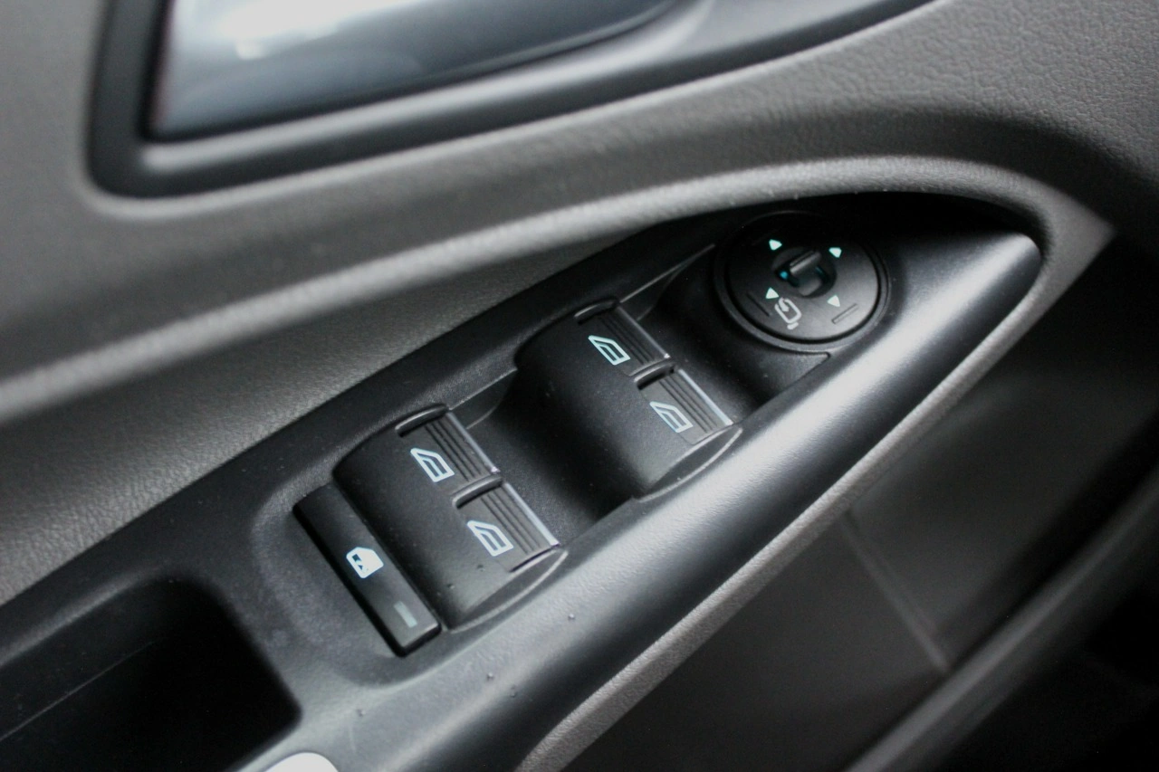 Ford Tourneo Connect - Zdjęcie 23