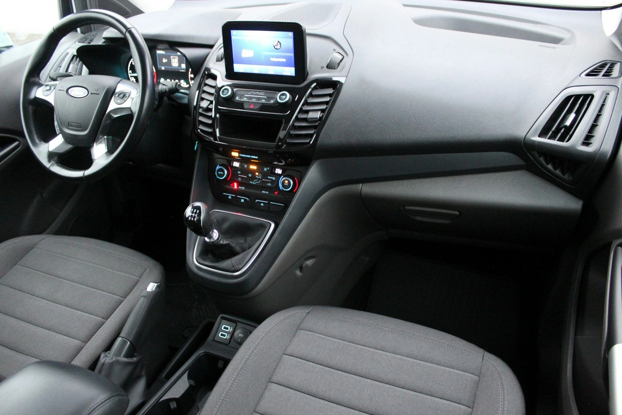 Ford Tourneo Connect - Zdjęcie 29