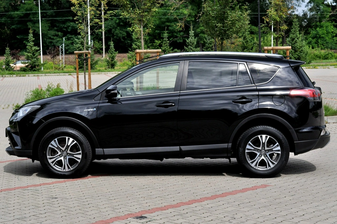 Toyota RAV-4 - Zdjęcie 4