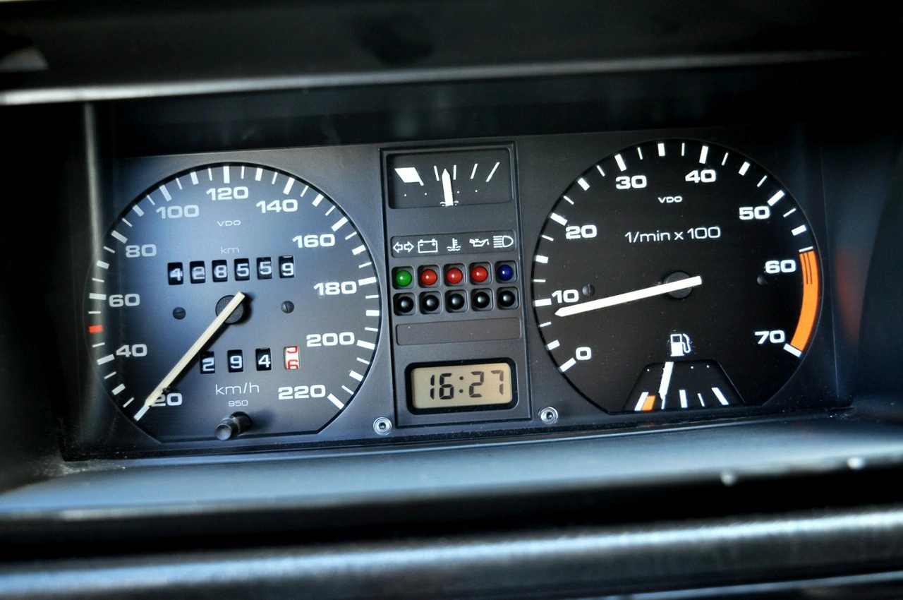 Volkswagen Golf - Zdjęcie 16