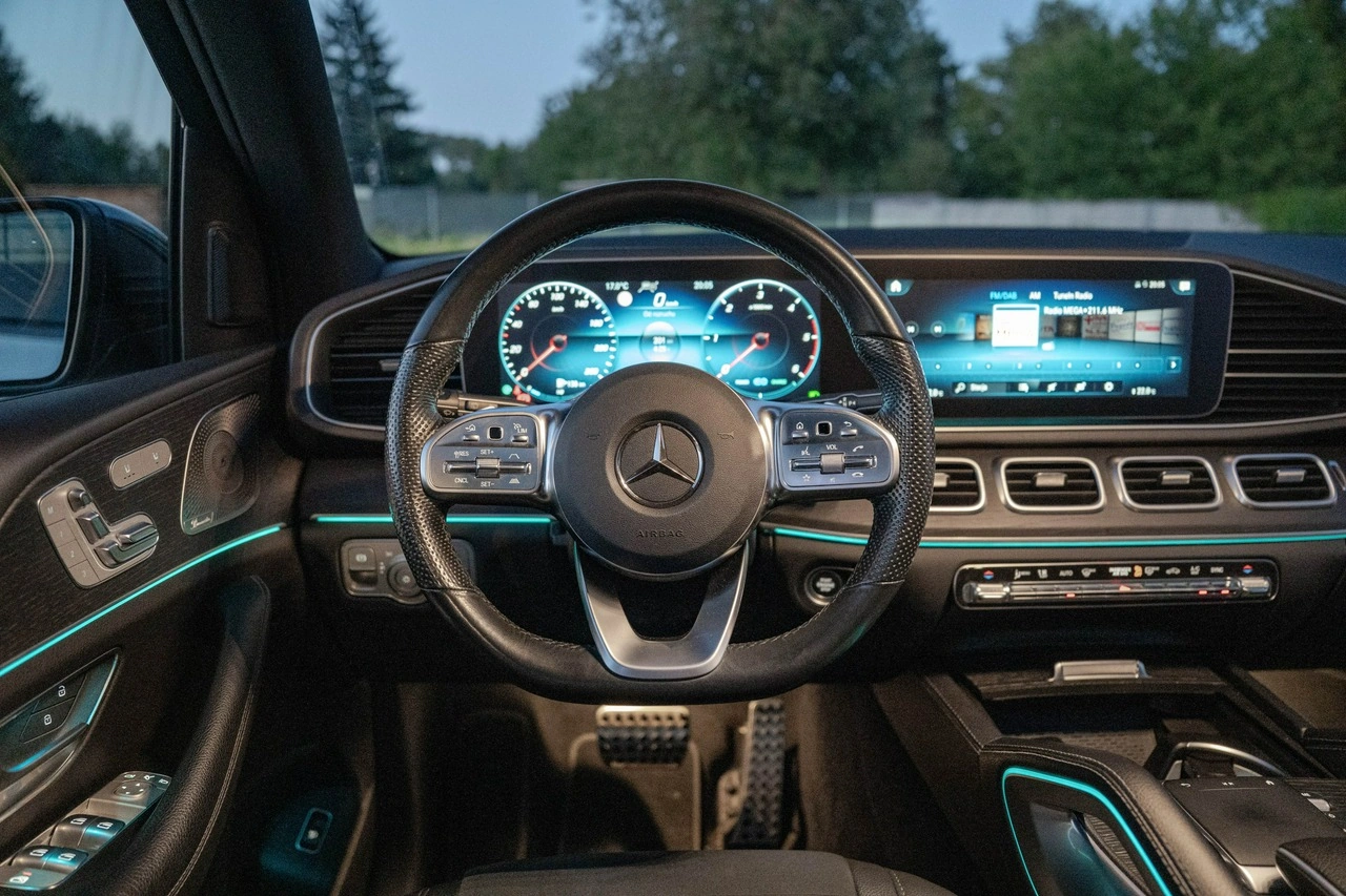 Mercedes GLE 300 - Zdjęcie 12