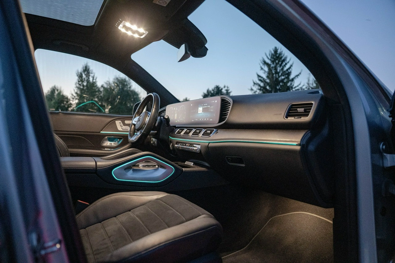 Mercedes GLE 300 - Zdjęcie 16