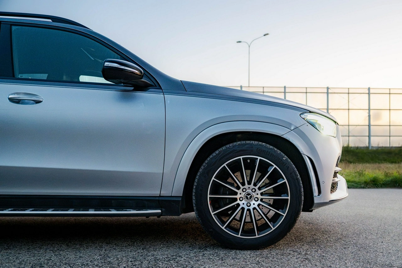 Mercedes GLE 300 - Zdjęcie 7