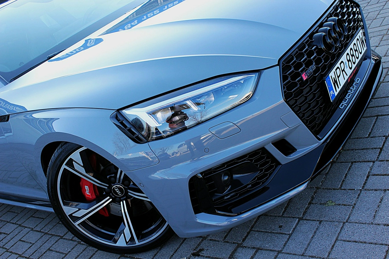 Audi RS5 - Zdjęcie 36