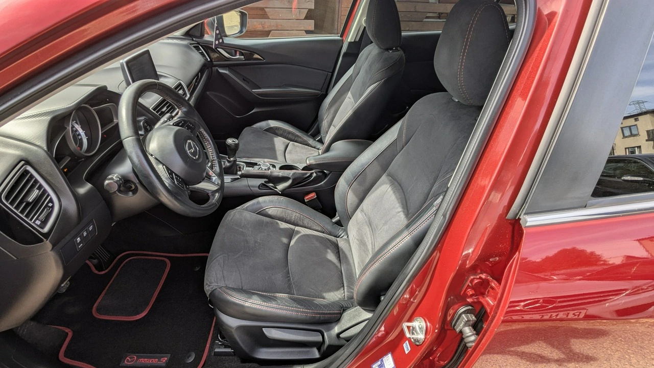 Mazda 3 - Zdjęcie 13