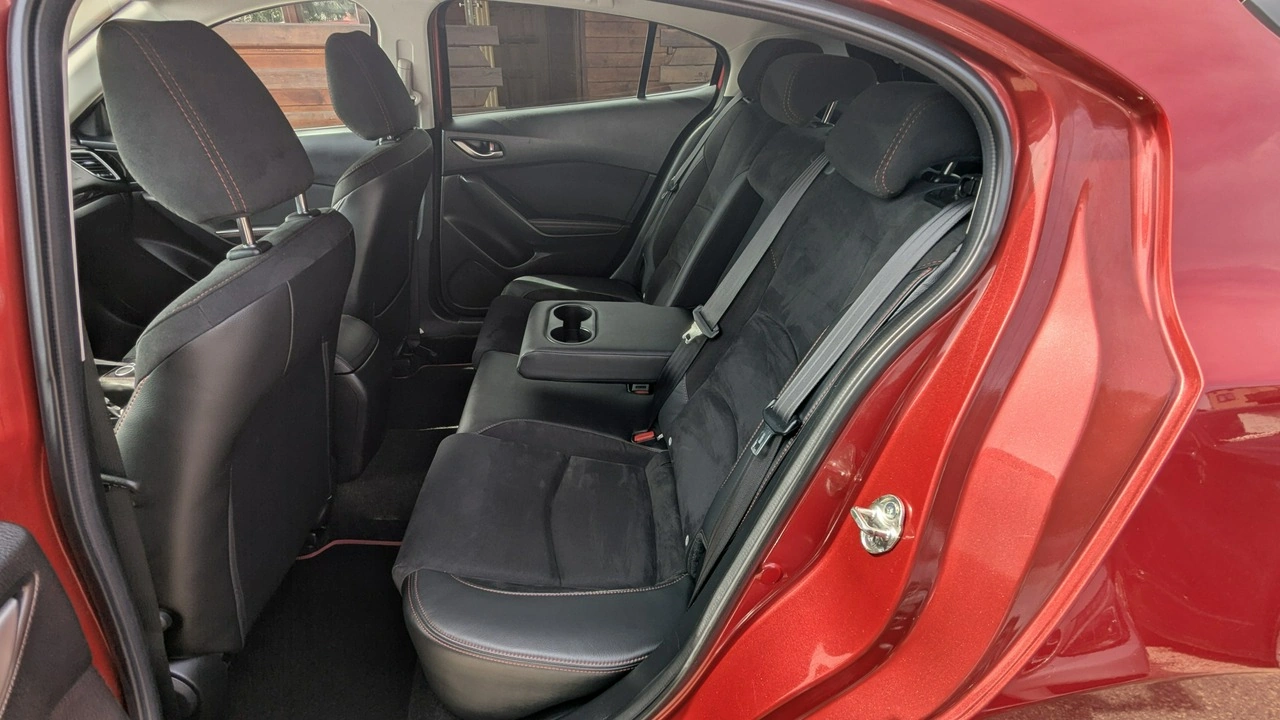 Mazda 3 - Zdjęcie 15