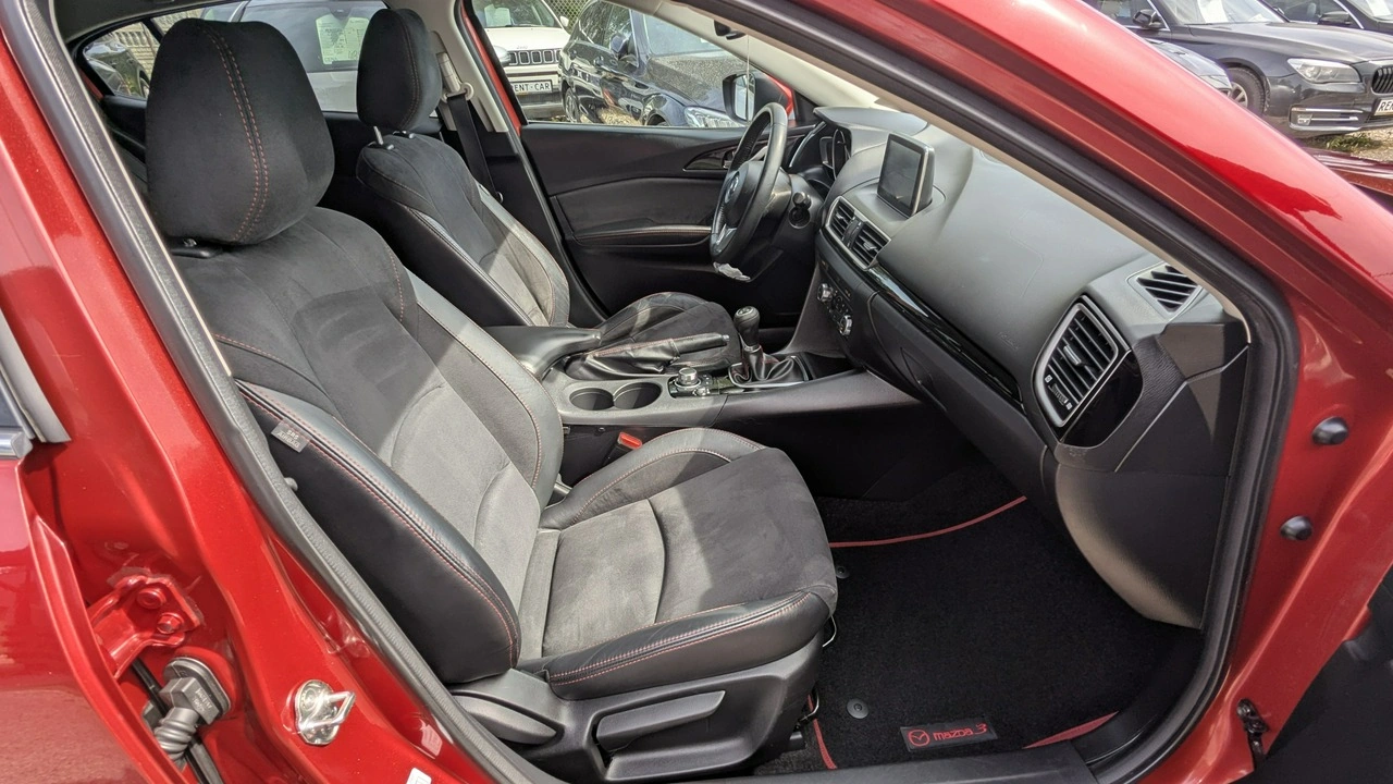 Mazda 3 - Zdjęcie 18