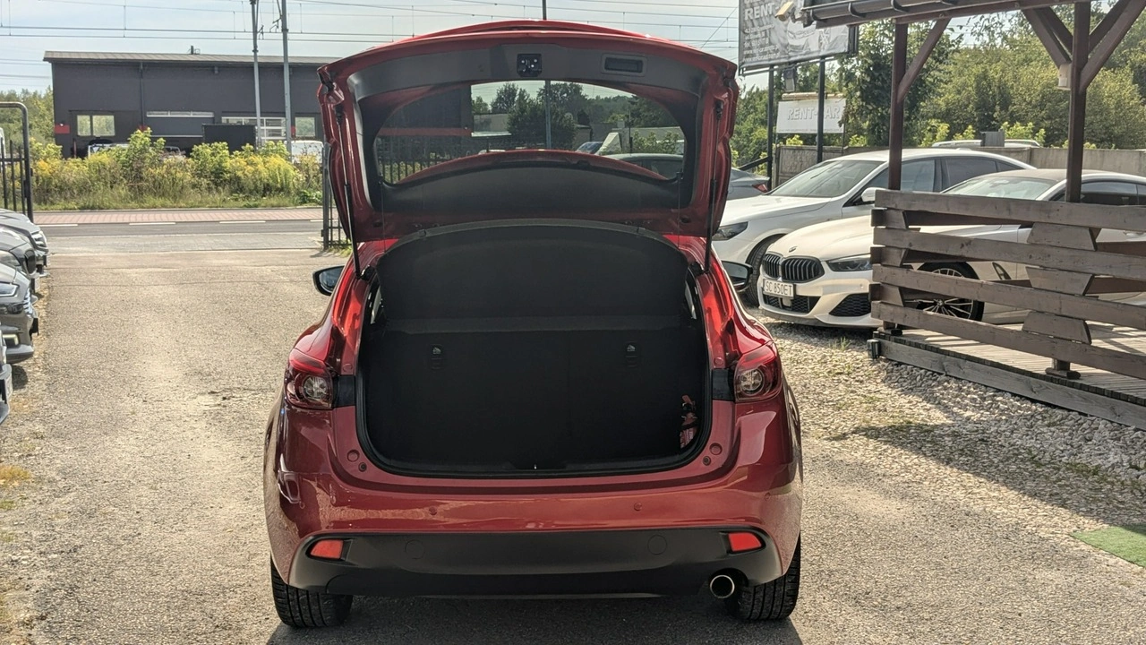 Mazda 3 - Zdjęcie 32