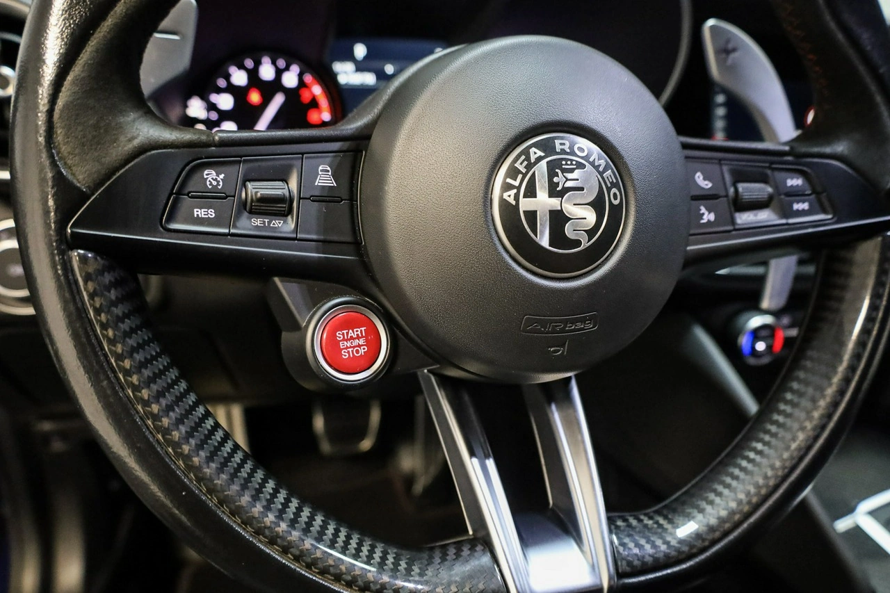 Alfa Romeo Giulia - Zdjęcie 18