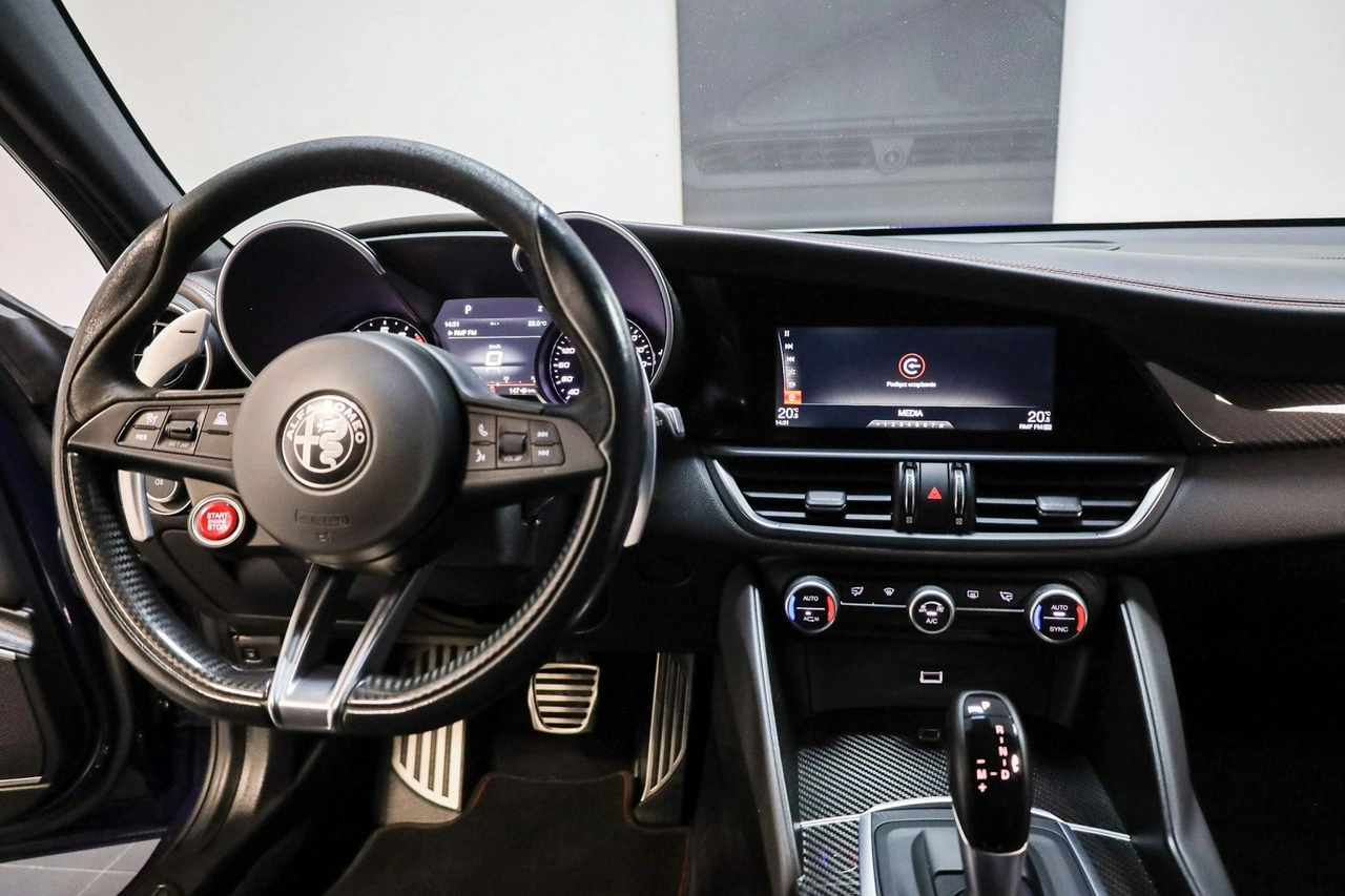 Alfa Romeo Giulia - Zdjęcie 20