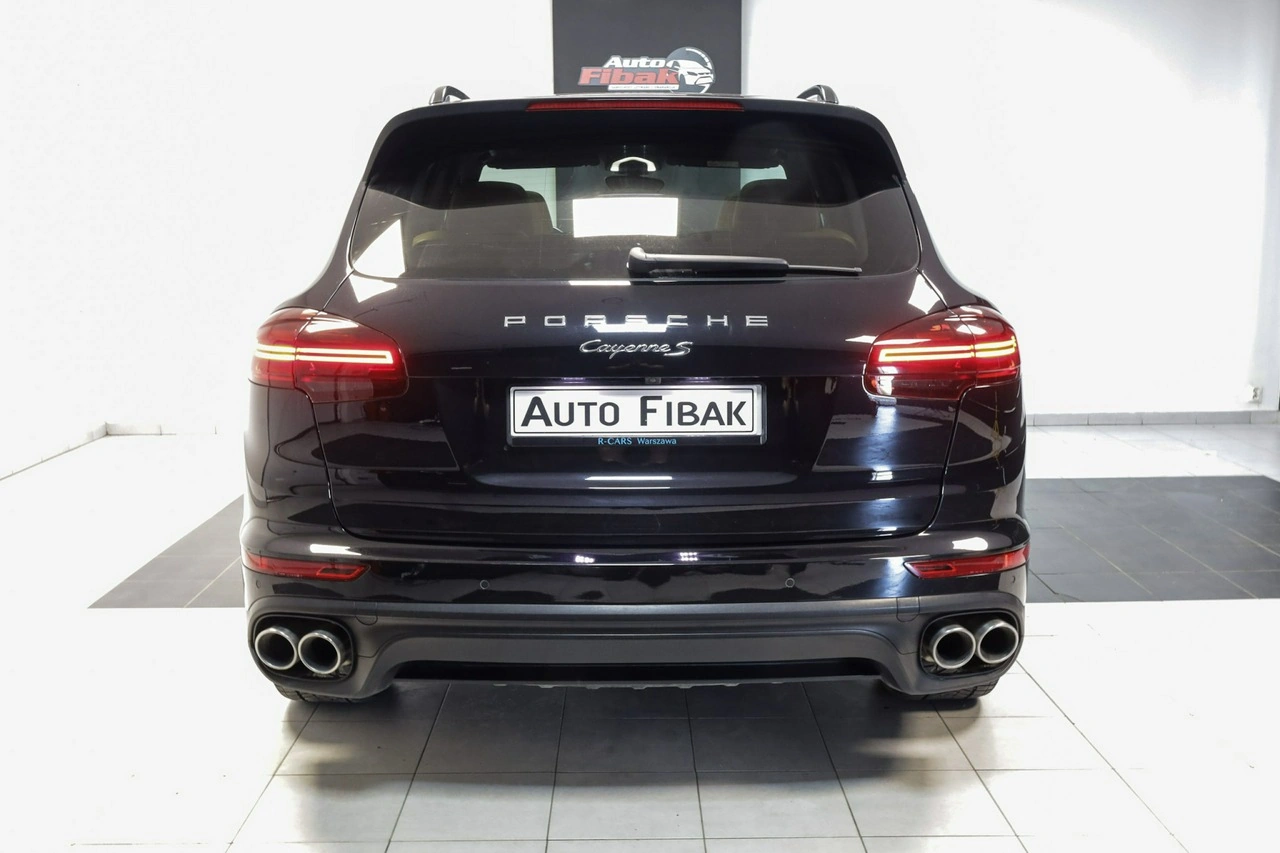 Porsche Cayenne S - Zdjęcie 9