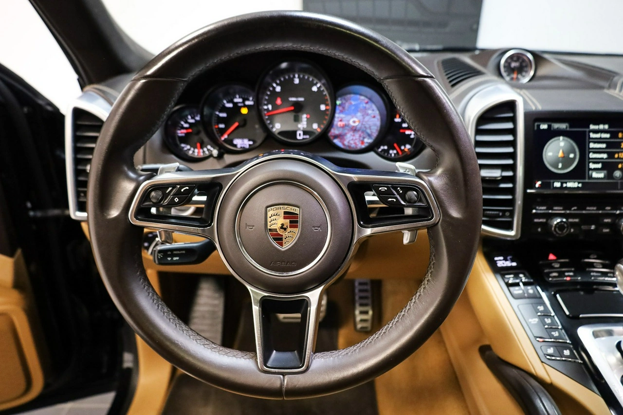 Porsche Cayenne S - Zdjęcie 17