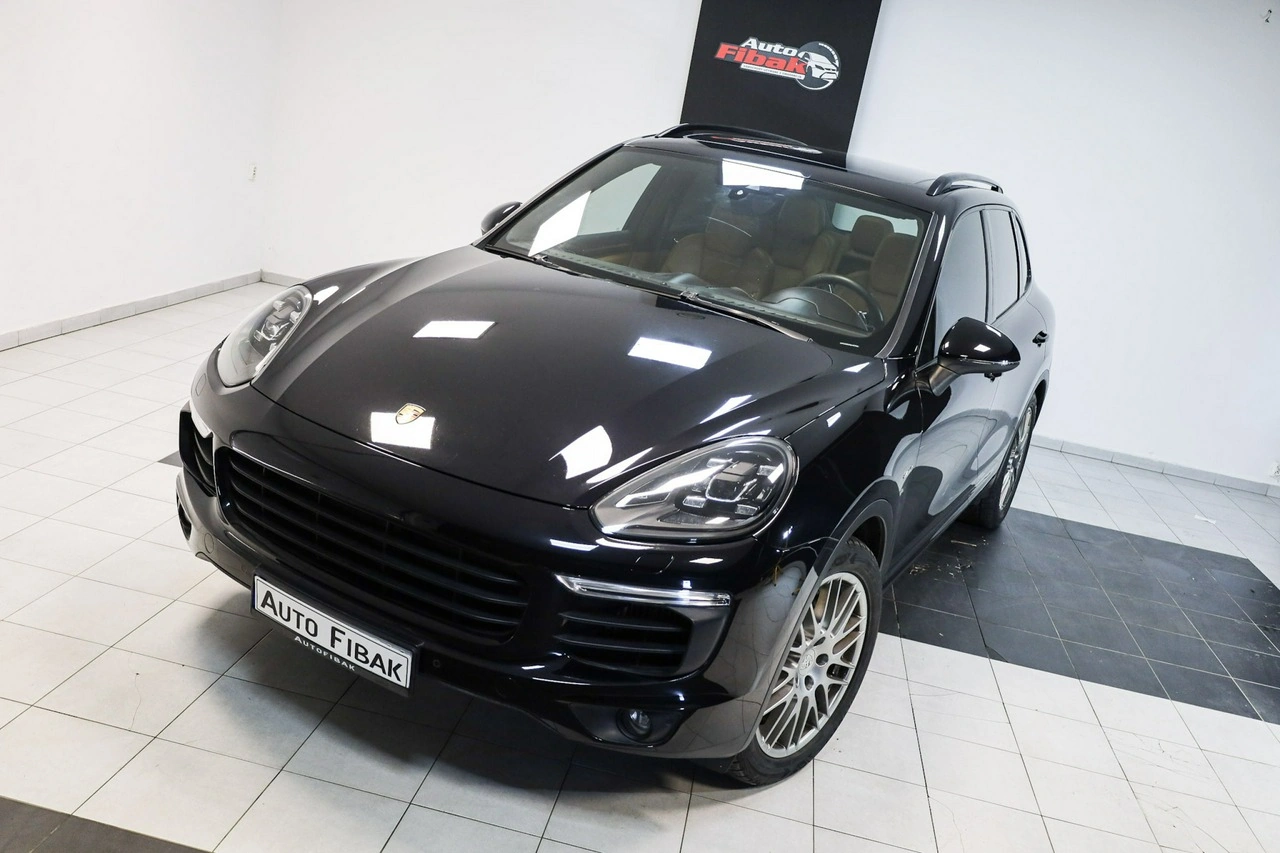 Porsche Cayenne S - Zdjęcie 2