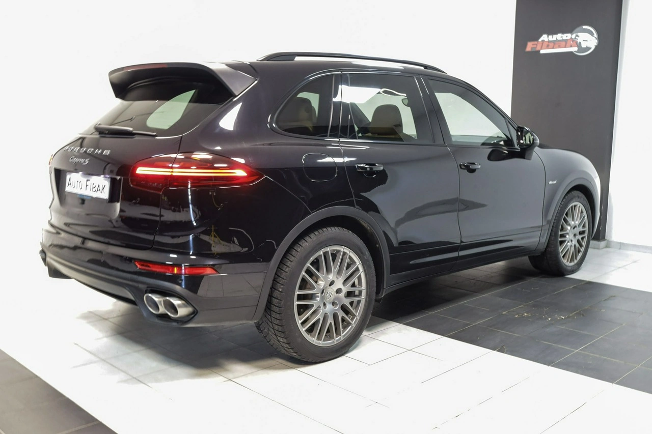 Porsche Cayenne S - Zdjęcie 8