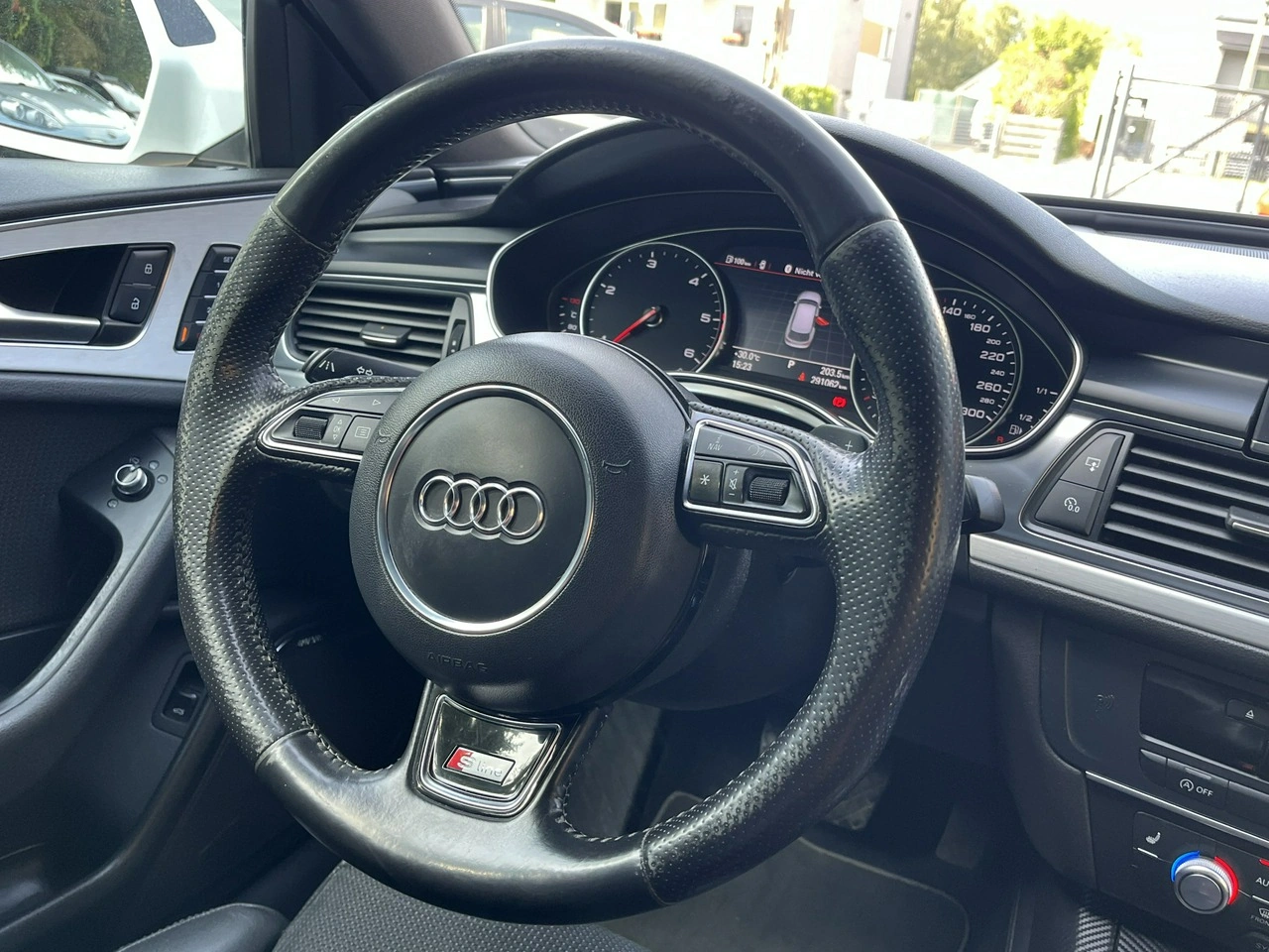 Audi A6 - Zdjęcie 12