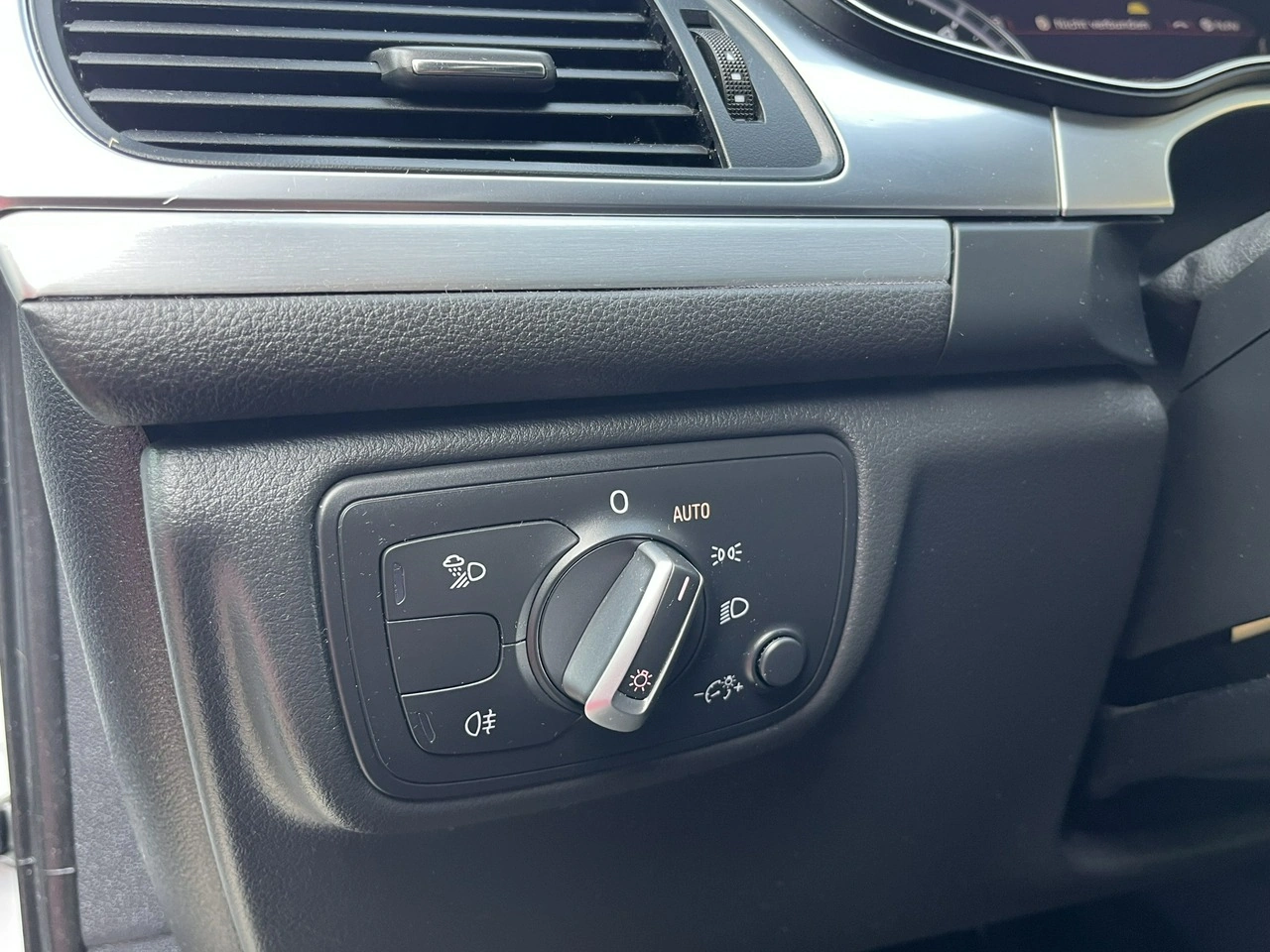 Audi A6 - Zdjęcie 29