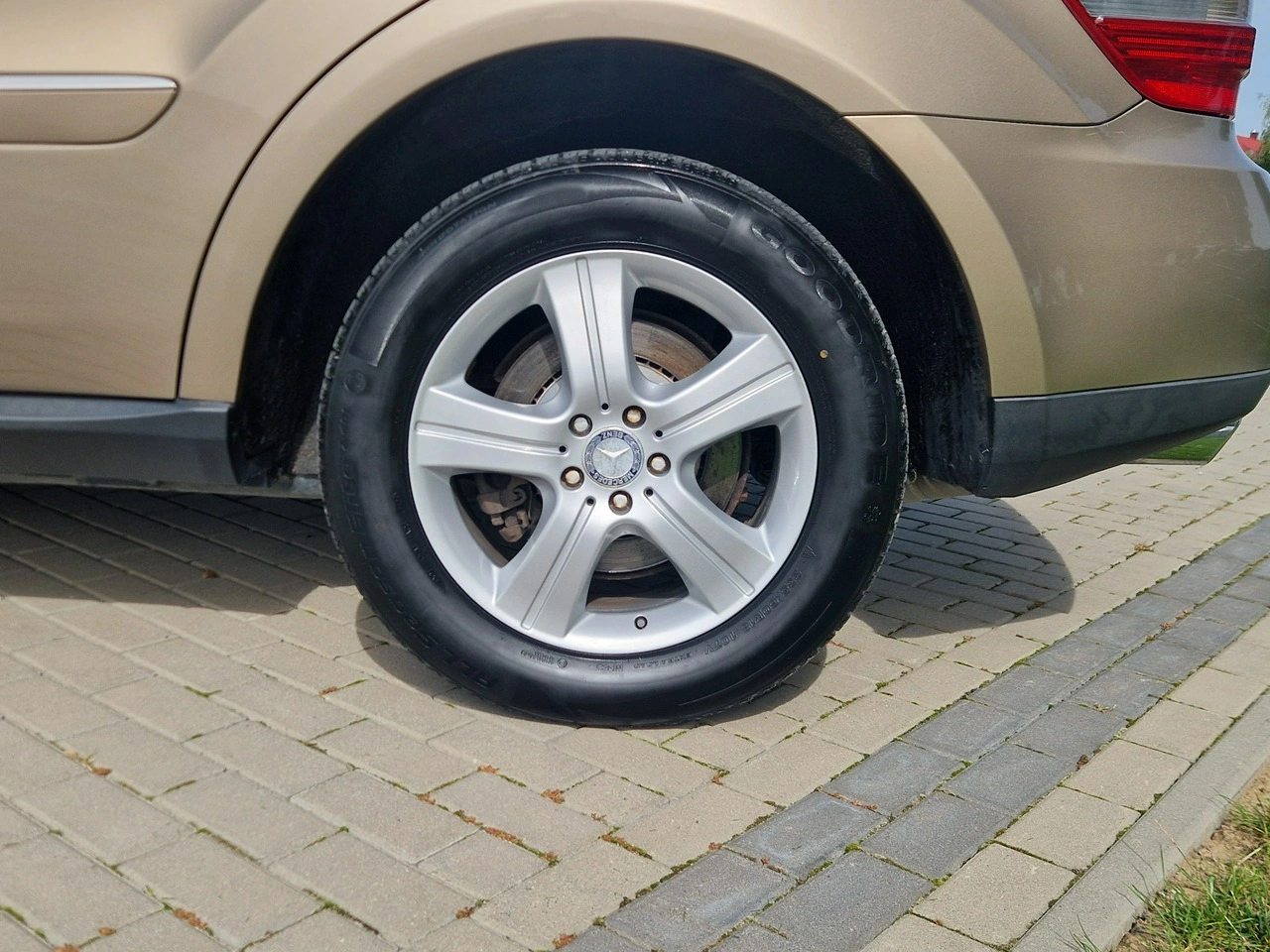 Mercedes ML 420 - Zdjęcie 15