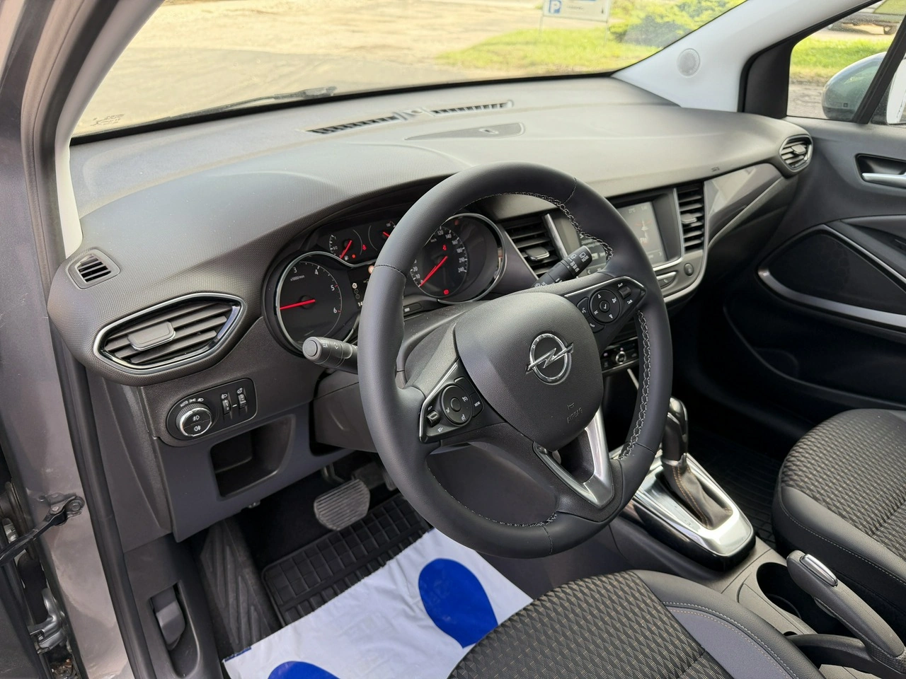 Opel Crossland X - Zdjęcie 18