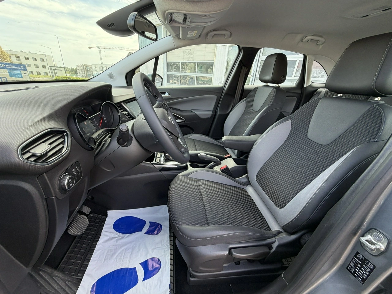Opel Crossland X - Zdjęcie 17
