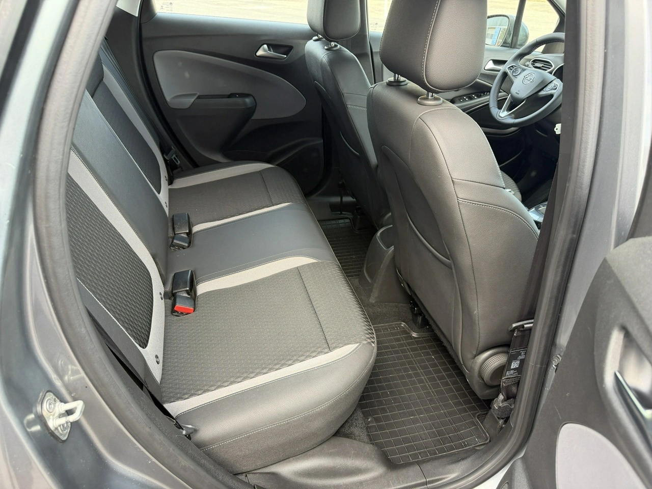 Opel Crossland X - Zdjęcie 28