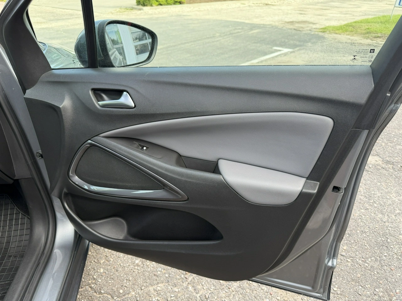 Opel Crossland X - Zdjęcie 29