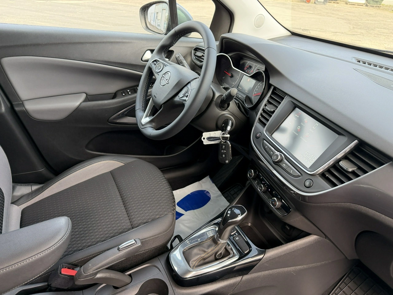 Opel Crossland X - Zdjęcie 34