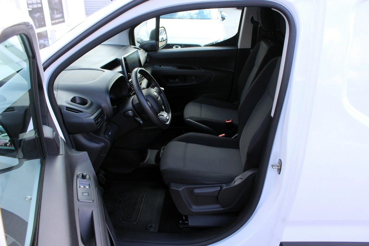 Toyota Proace City - Zdjęcie 9