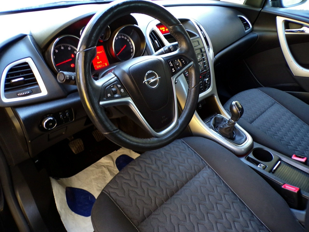 Opel Astra - Zdjęcie 16