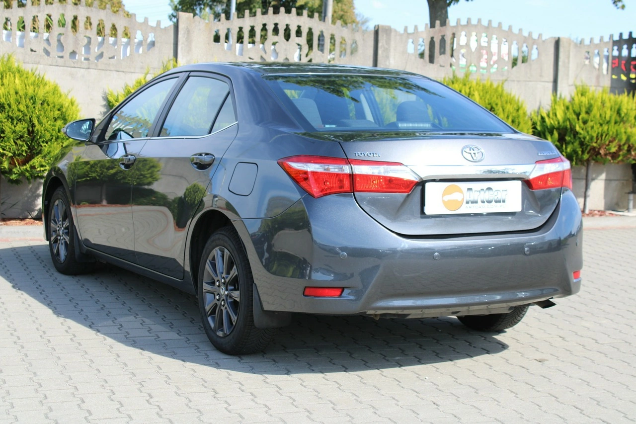 Toyota Corolla - Zdjęcie 43