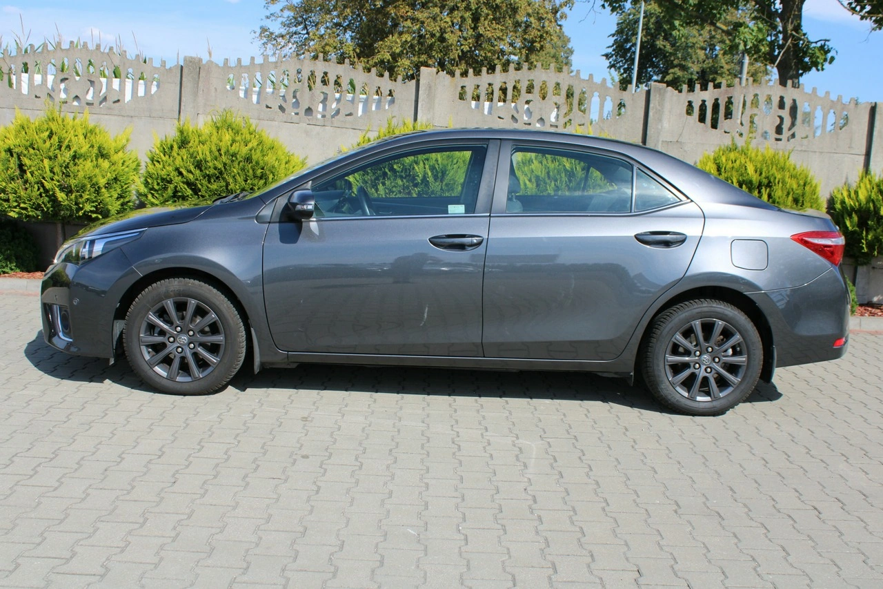 Toyota Corolla - Zdjęcie 9