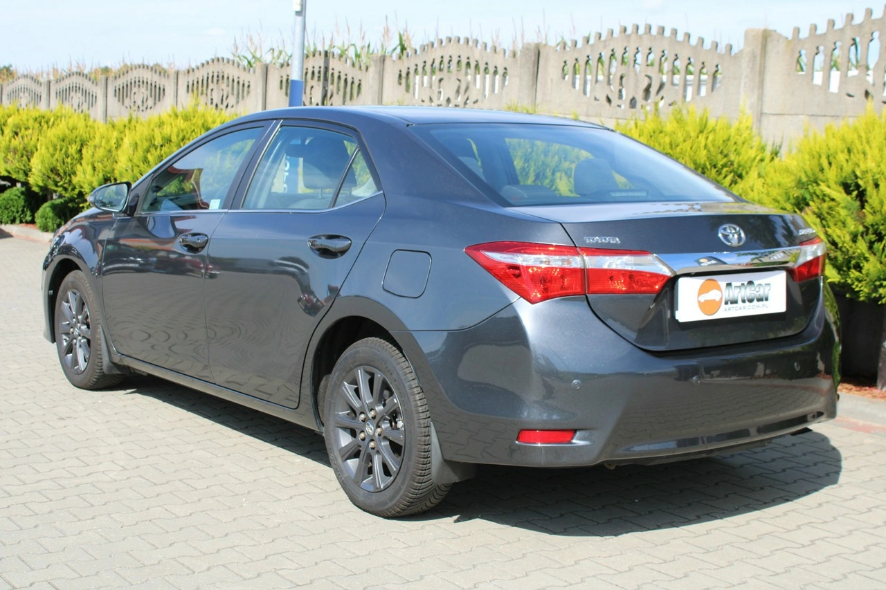 Toyota Corolla - Zdjęcie 13