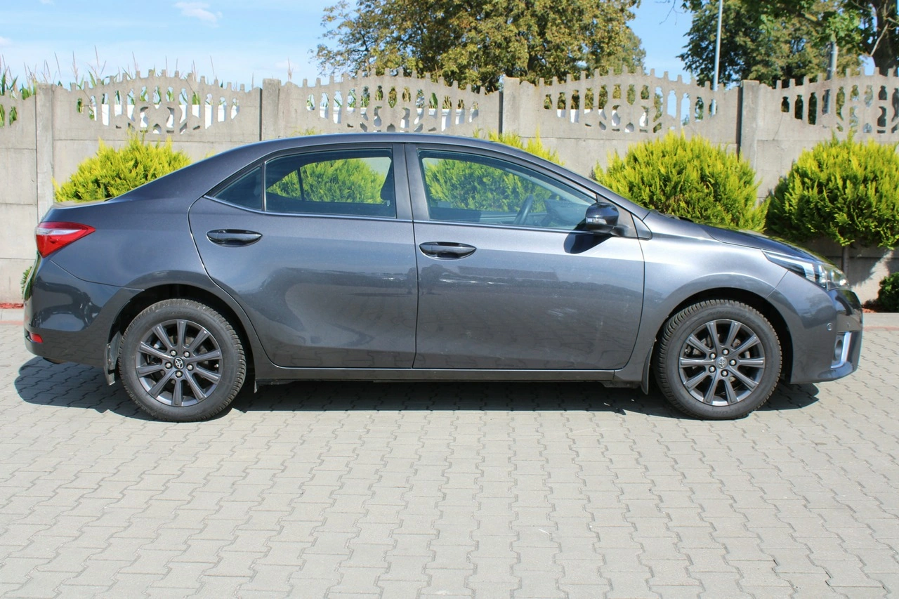 Toyota Corolla - Zdjęcie 4