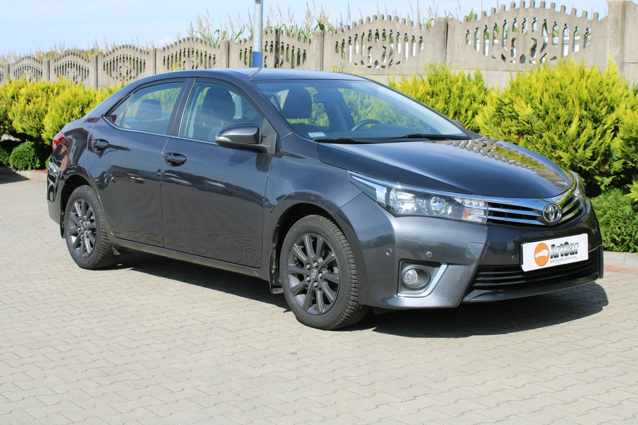 Toyota Corolla - Zdjęcie 11