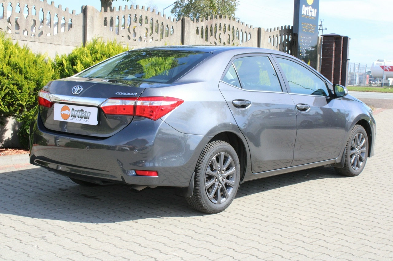 Toyota Corolla - Zdjęcie 14