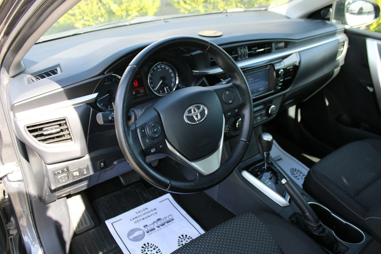 Toyota Corolla - Zdjęcie 22