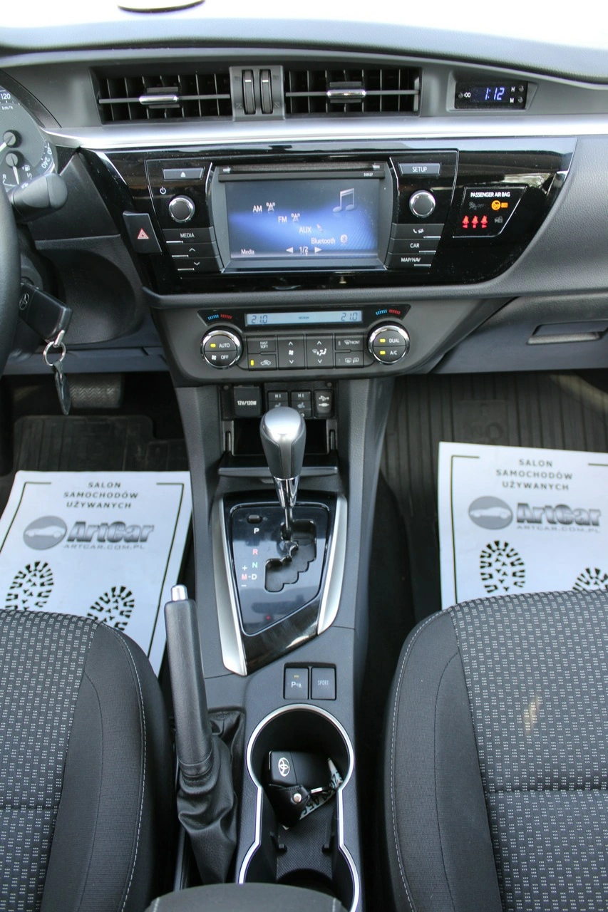 Toyota Corolla - Zdjęcie 25