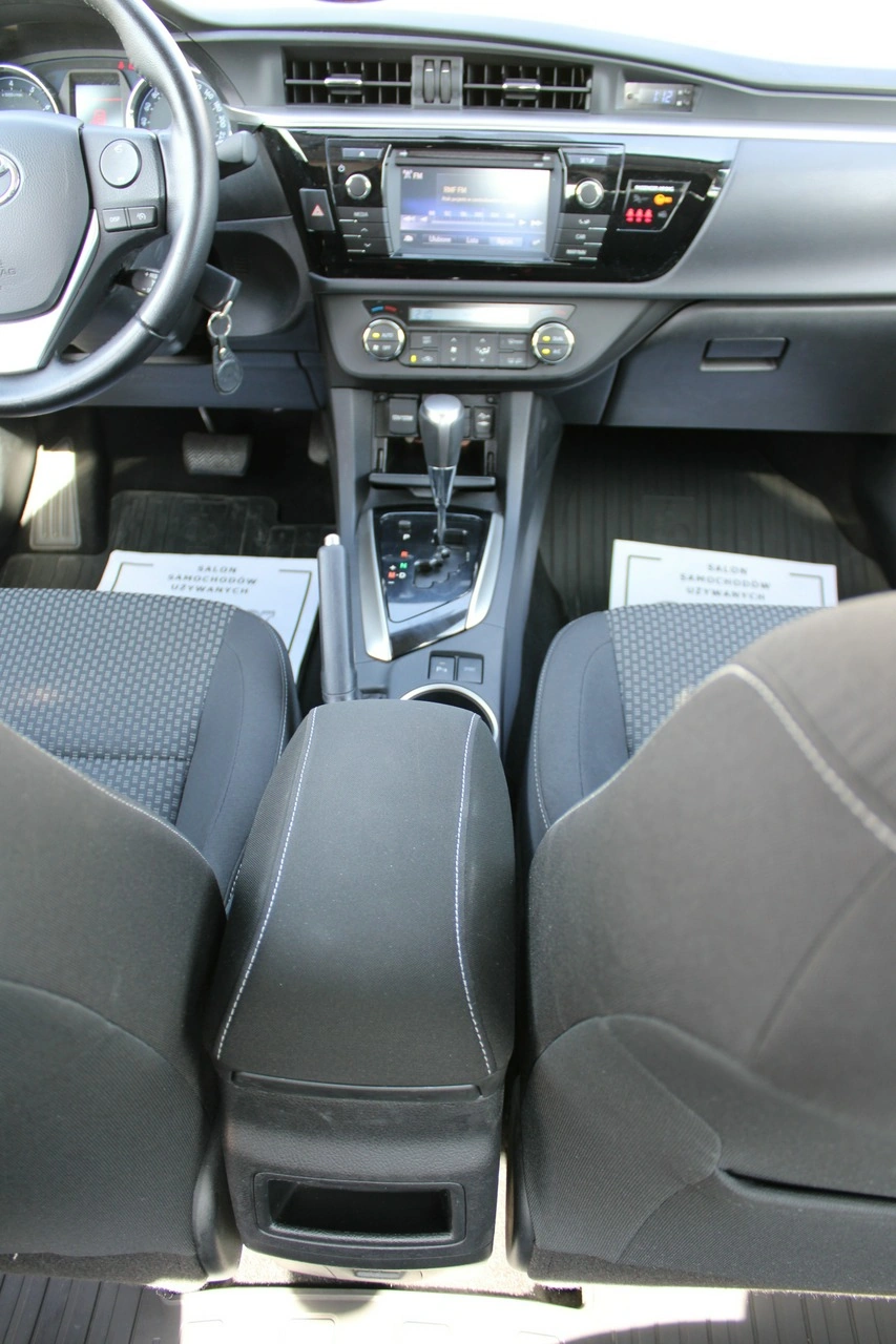Toyota Corolla - Zdjęcie 28