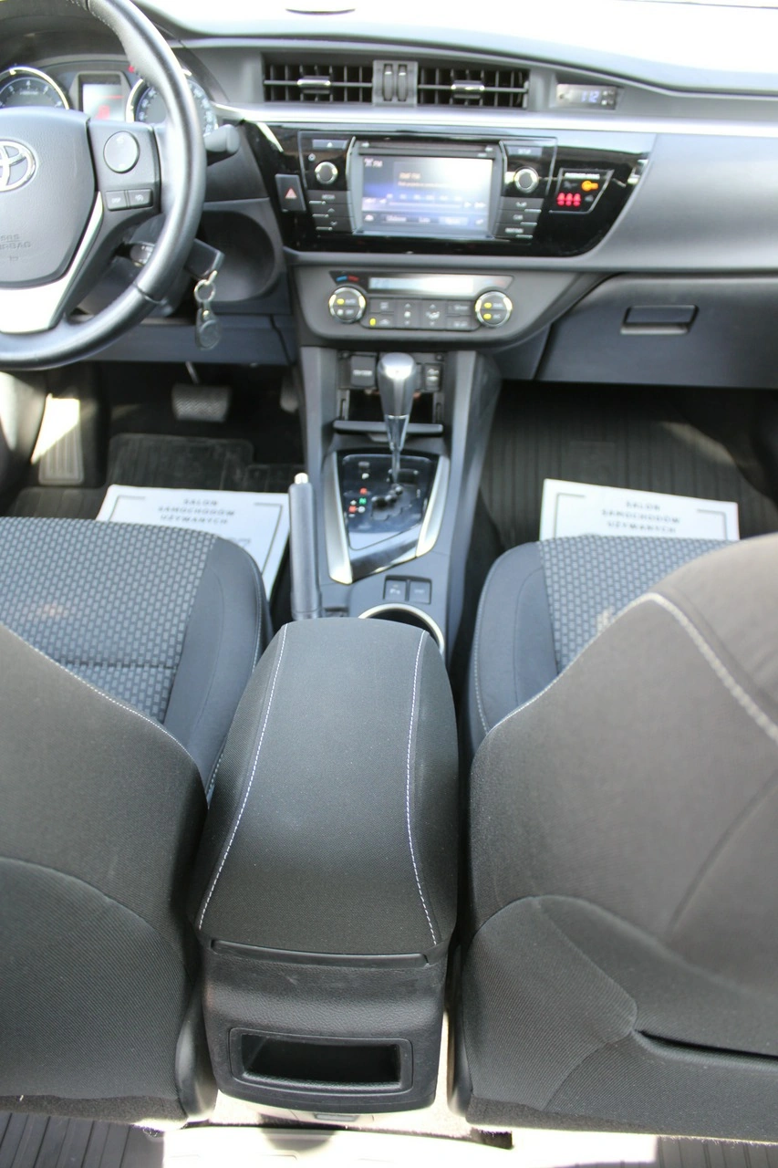 Toyota Corolla - Zdjęcie 24