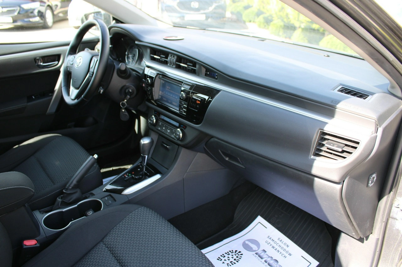 Toyota Corolla - Zdjęcie 31