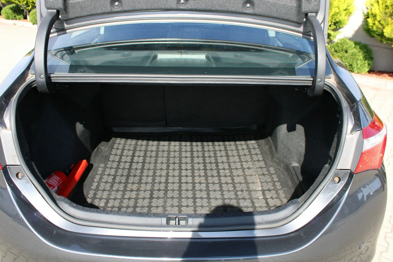 Toyota Corolla - Zdjęcie 35