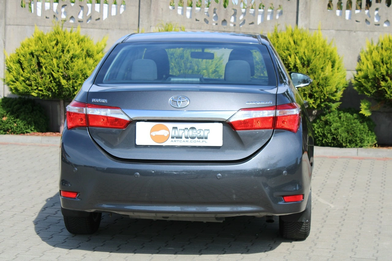 Toyota Corolla - Zdjęcie 17