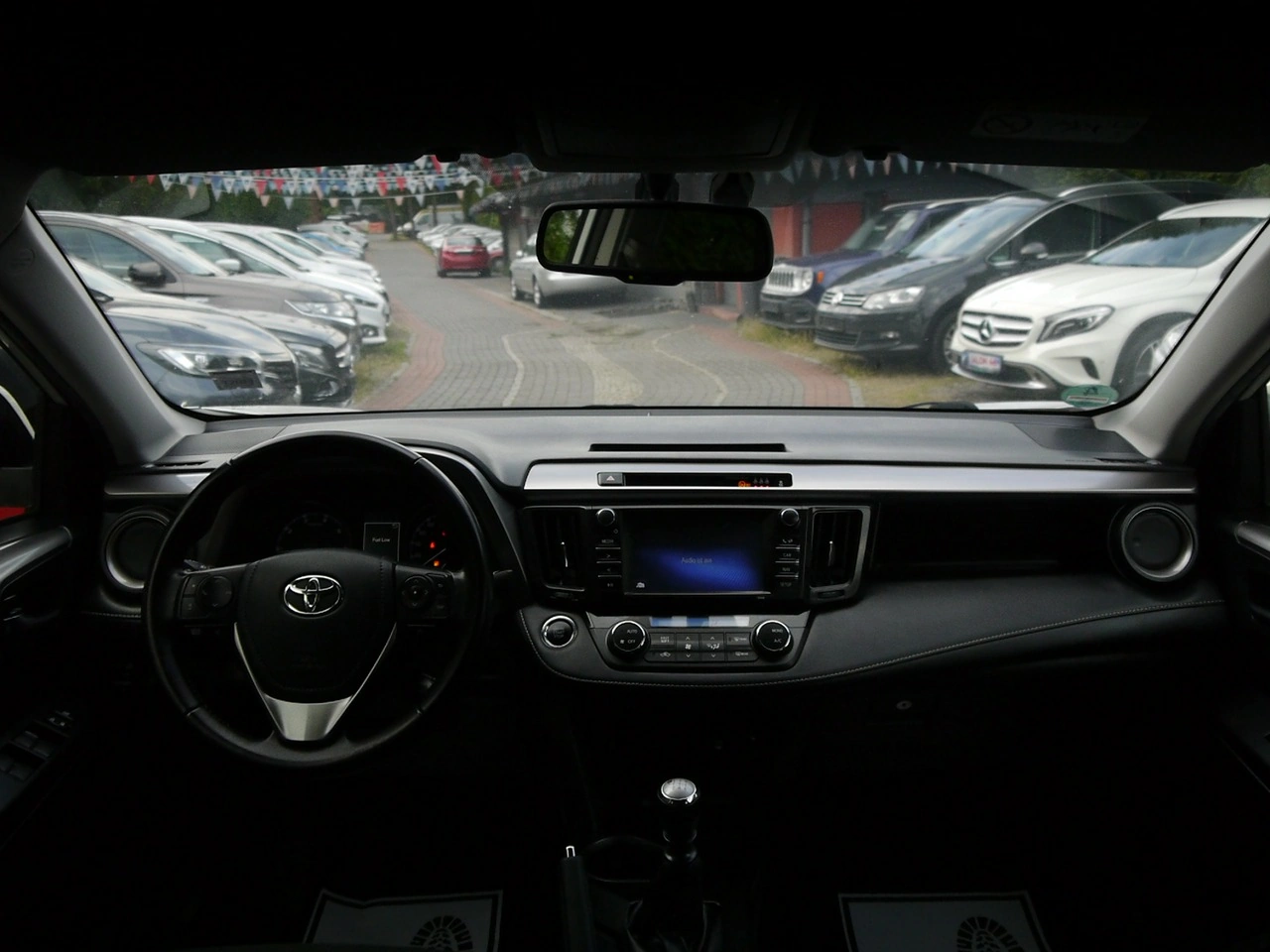 Toyota RAV-4 - Zdjęcie 17