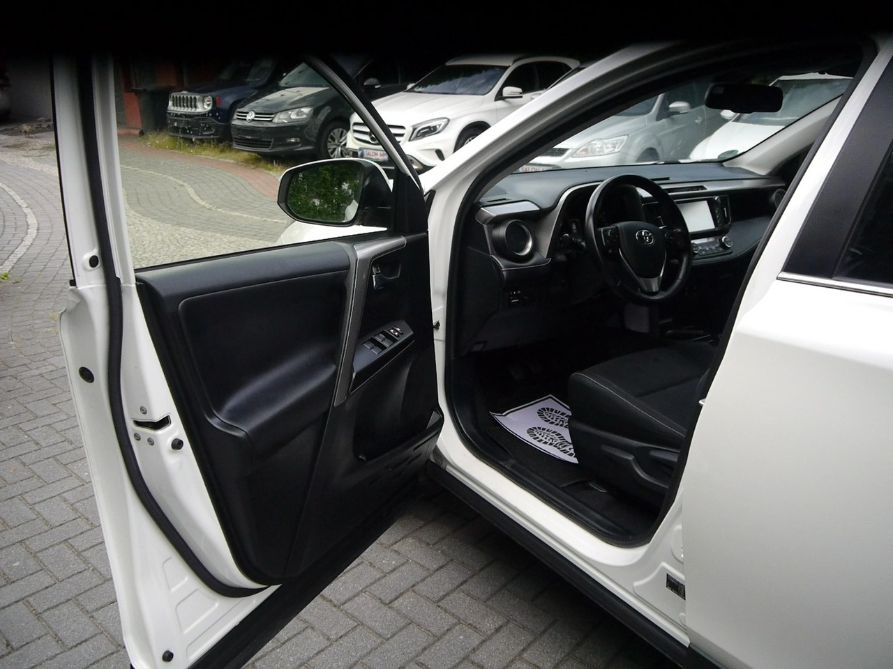 Toyota RAV-4 - Zdjęcie 24