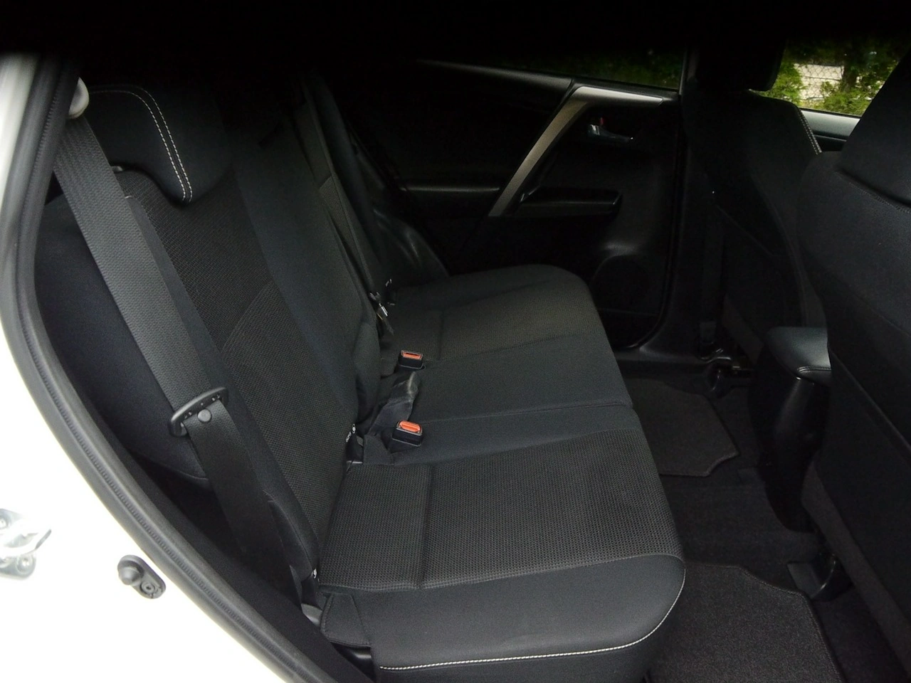 Toyota RAV-4 - Zdjęcie 27
