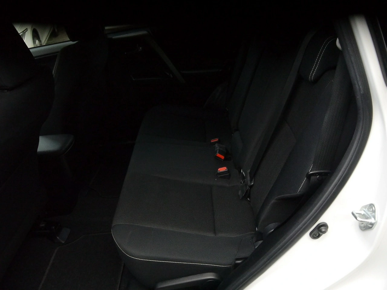 Toyota RAV-4 - Zdjęcie 28